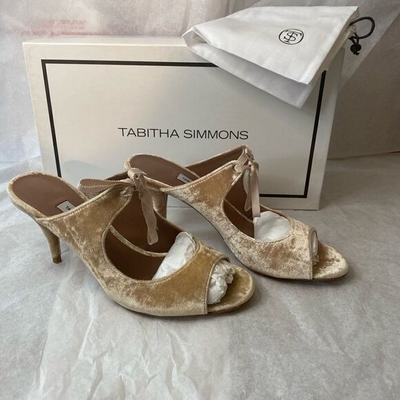 New with box Tabitha Simmons blush velvet peep toe heels size 37 6.5 AND 39 8.5 - Picture 7 of 14